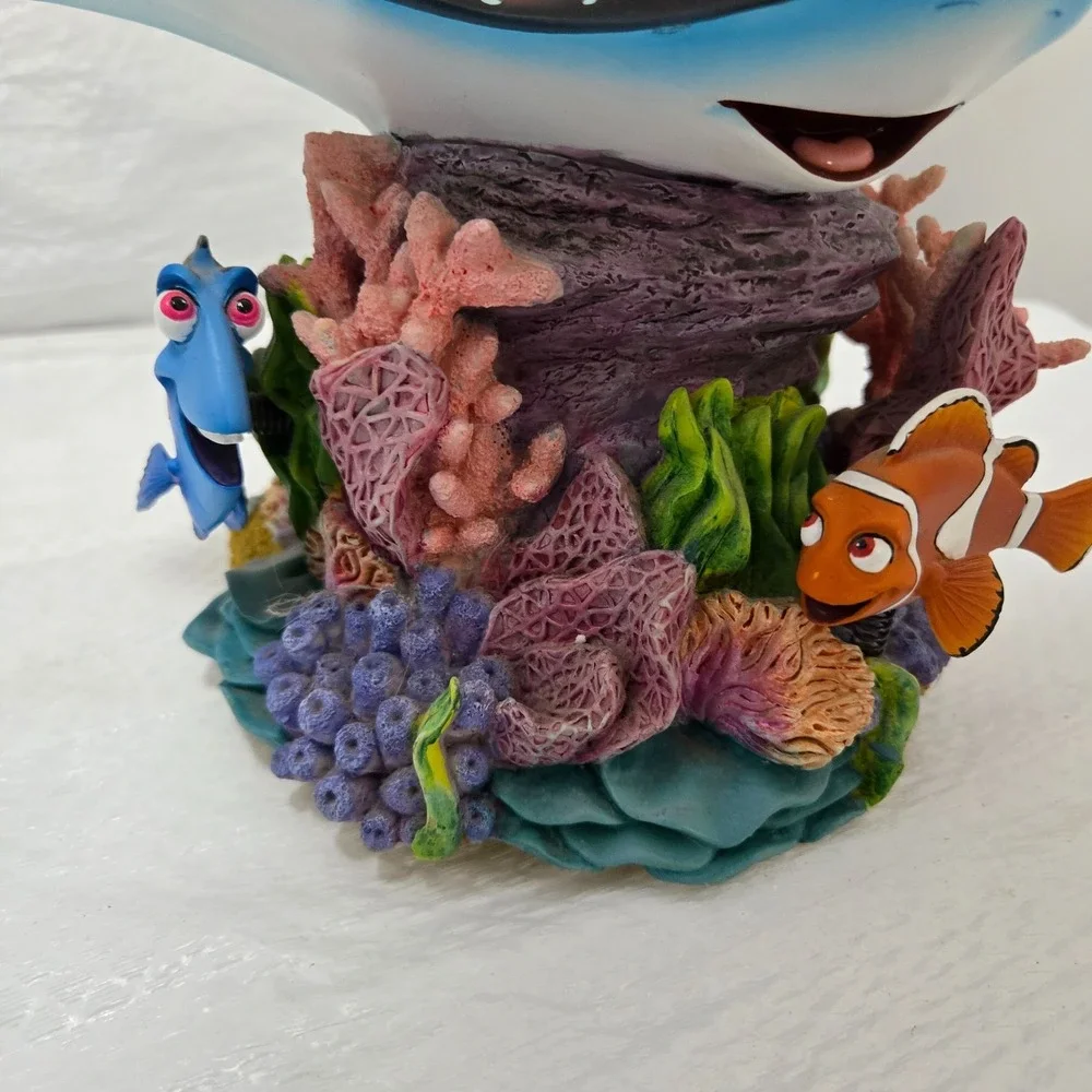 Disney Pixar Finding Nemo Over The Waves Coral Reef Snow Globe Music Box